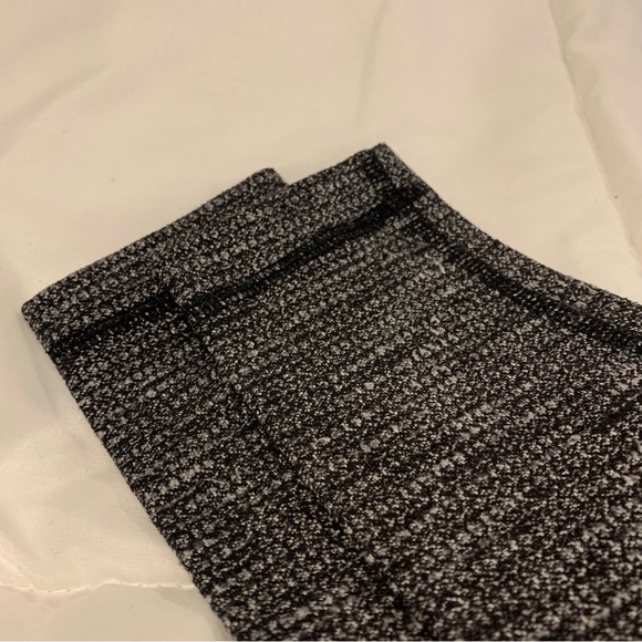 LULULEMON - Align High-Rise Leggings - Grey/White - Women’s 6 - Picture 4 of 4